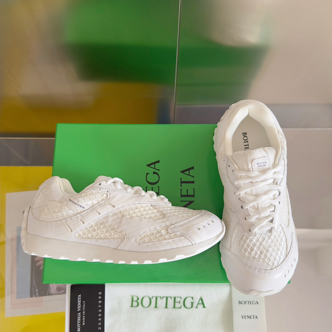 b0tte*a Ven*ta orbit sneaker