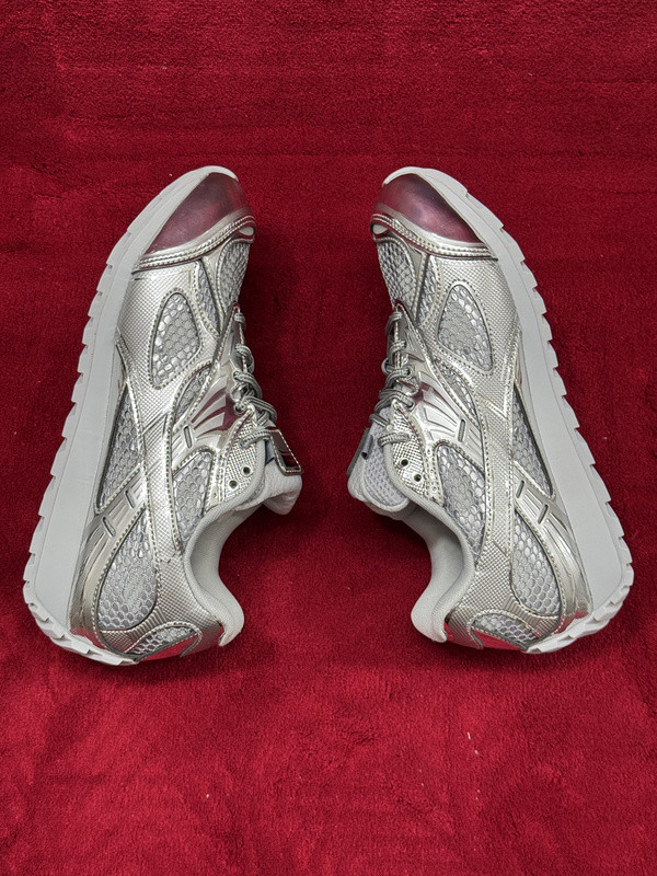b0tte*a Ven*ta orbit sneaker