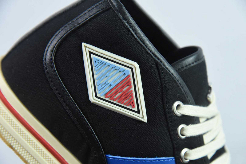b0tte*a Ven*ta sneaker