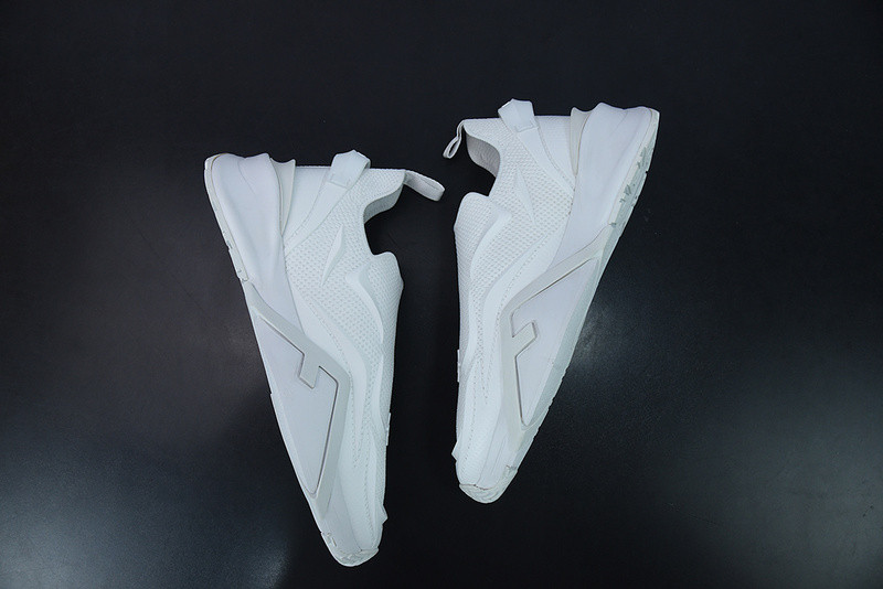 fen sneaker