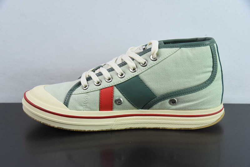 b0tte*a Ven*ta sneaker