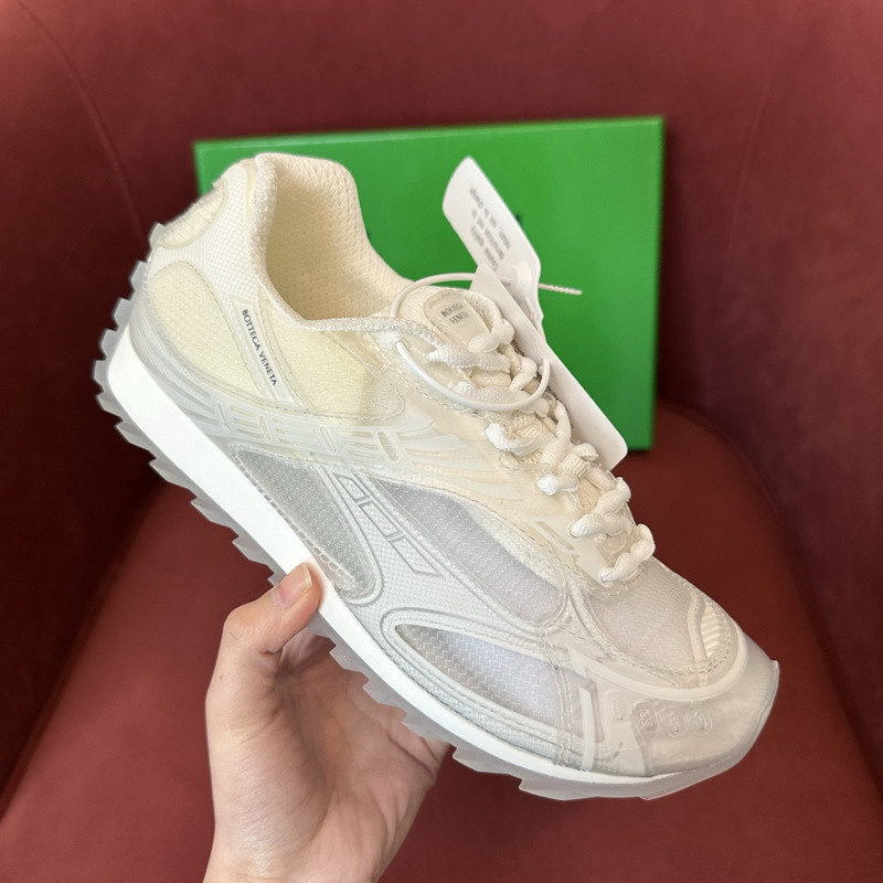 b0tte*a Ven*ta orbit sneaker
