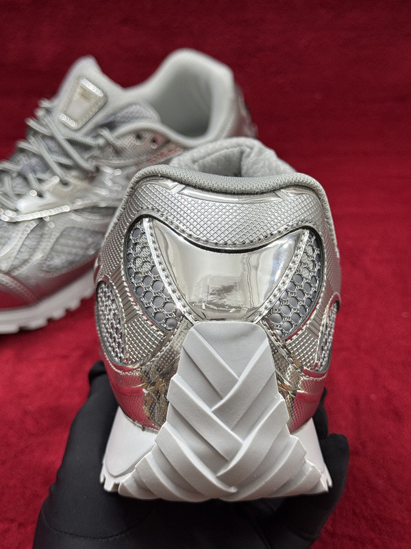 b0tte*a Ven*ta orbit sneaker