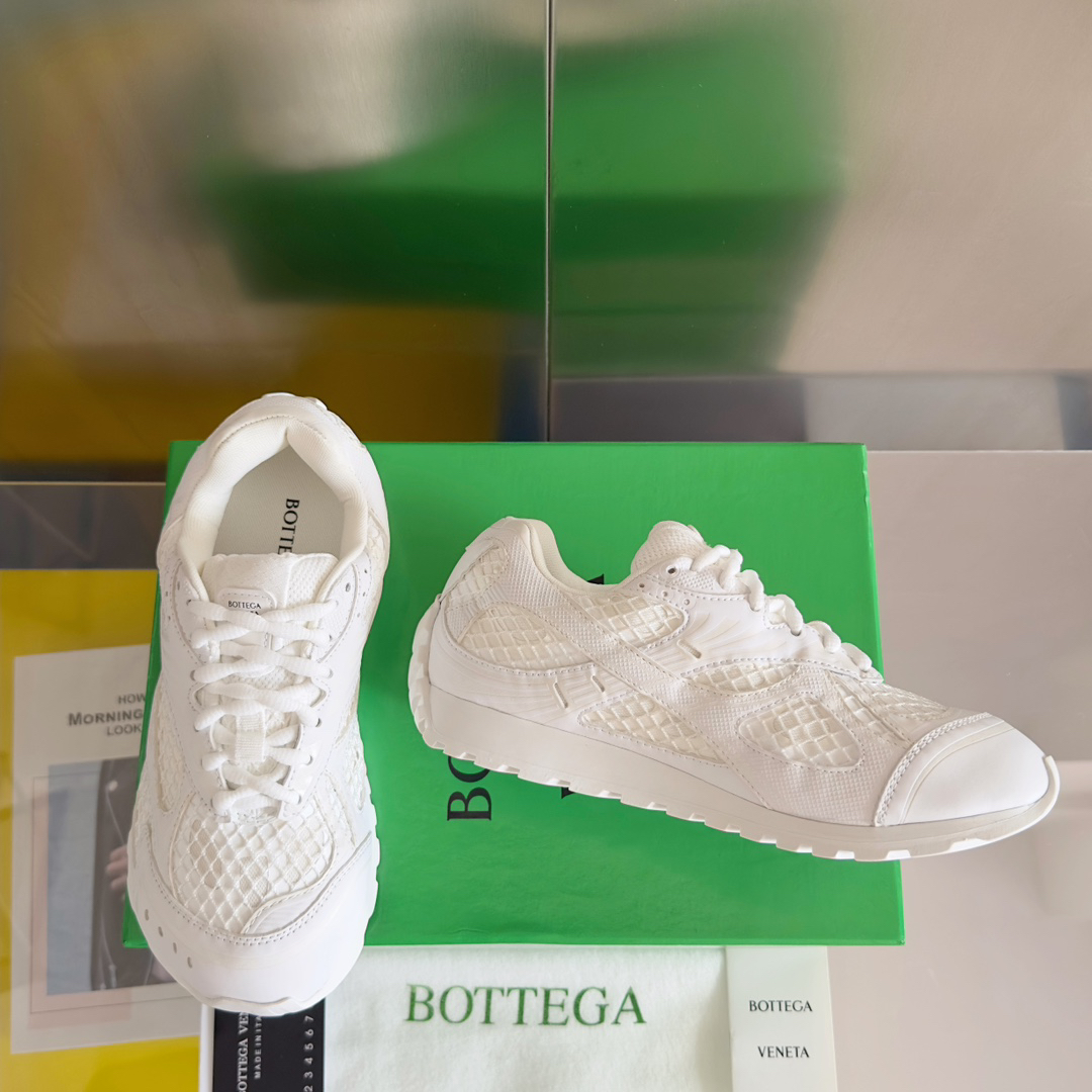 b0tte*a Ven*ta orbit sneaker