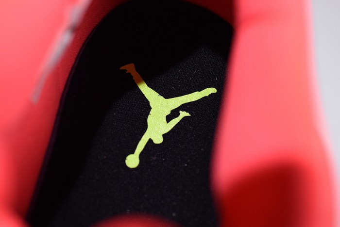Air Jordan 4 NRG “Hot Punch" AQ9128-600