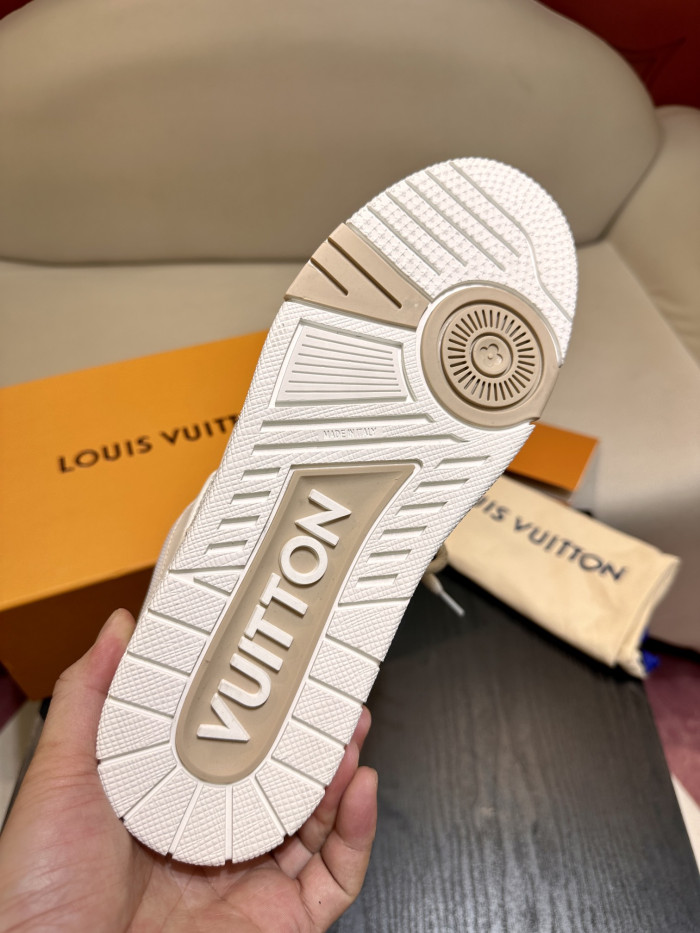 l**is V*t*n lv skate sneaker