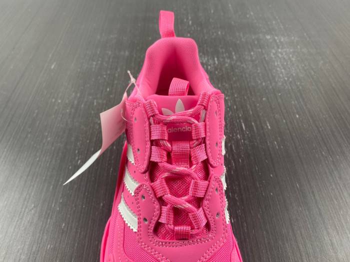 BLCG Sneaker Triple.s.524039 W2FAB9019