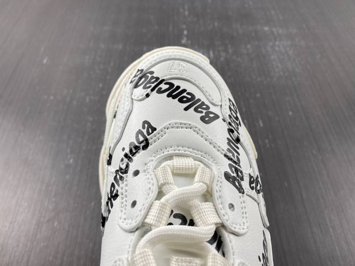 BLCG Sneaker Triple.s.524039 W2FAB9010