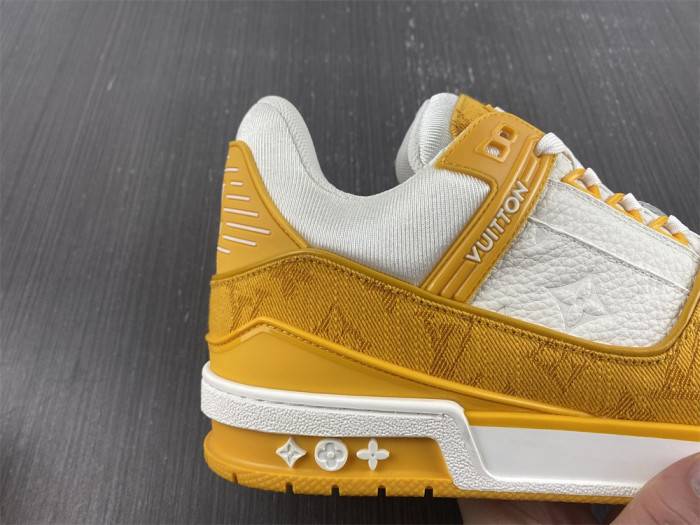 LOUI VUITTO SNEAKER