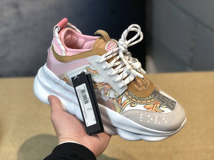 VERS CHAIN REACTION SNEAKERS