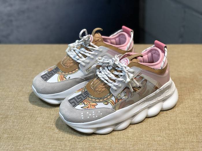 VERS CHAIN REACTION SNEAKERS