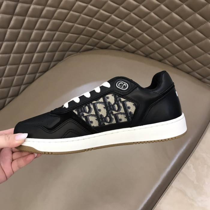D10R B27 SNEAKER