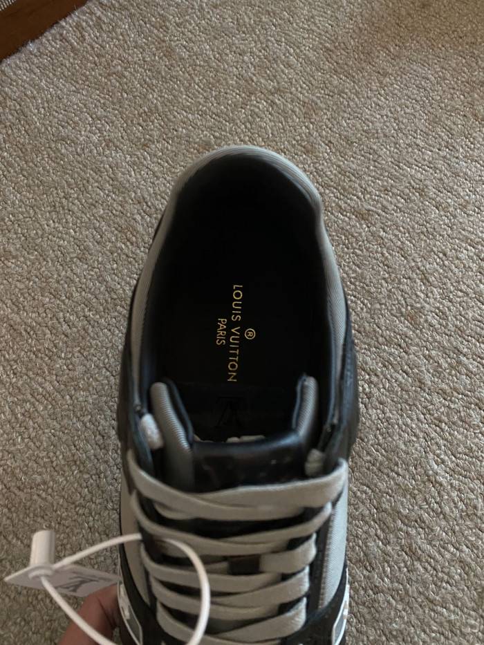 LOUI VUITTO SNEAKER