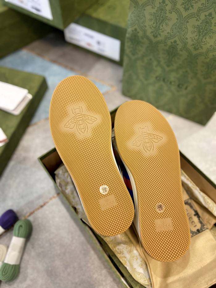 G*u*i sneaker