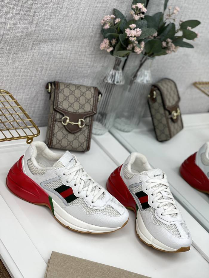 G*u*i sneaker