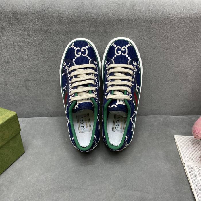 G*u*i sneaker