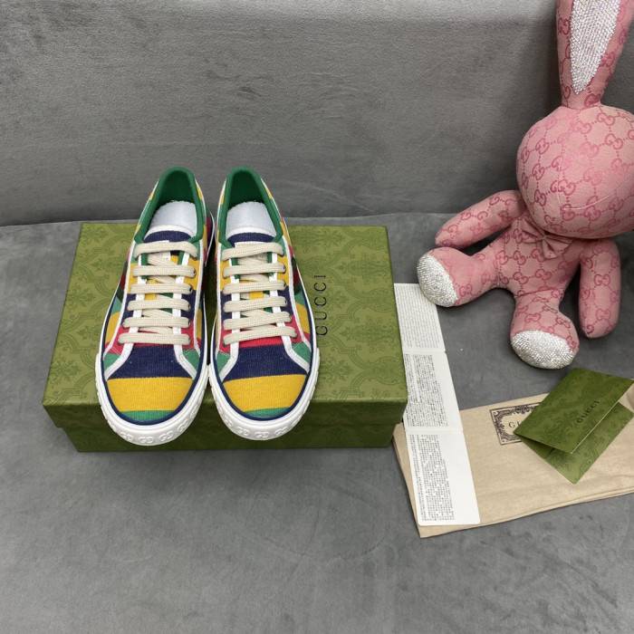 G*u*i sneaker