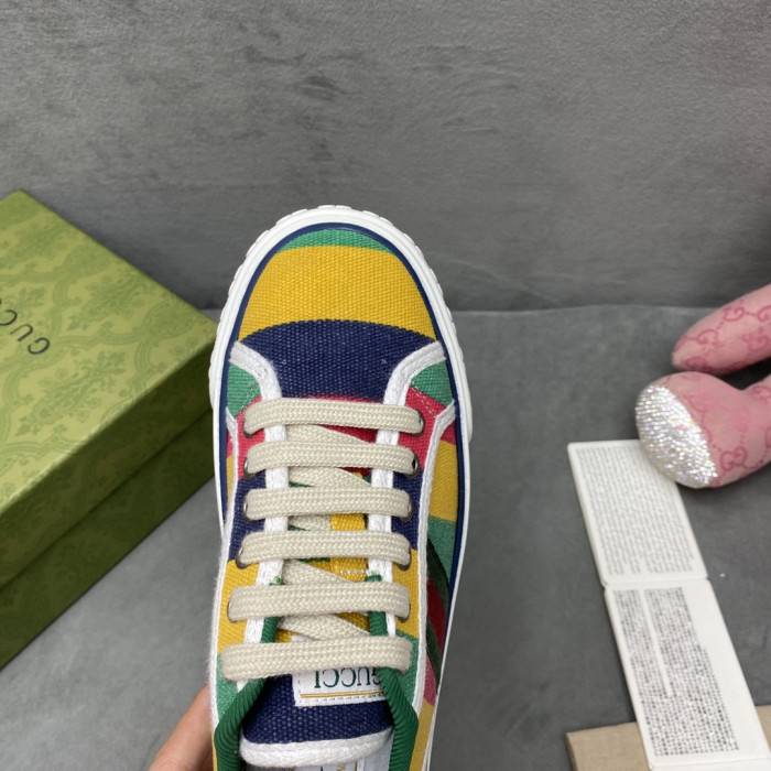 G*u*i sneaker