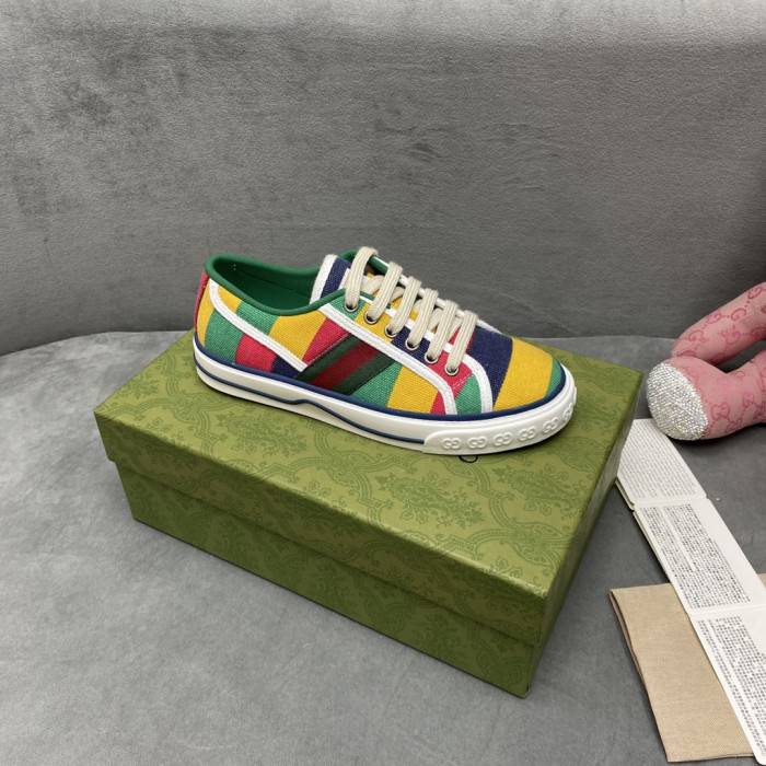 G*u*i sneaker
