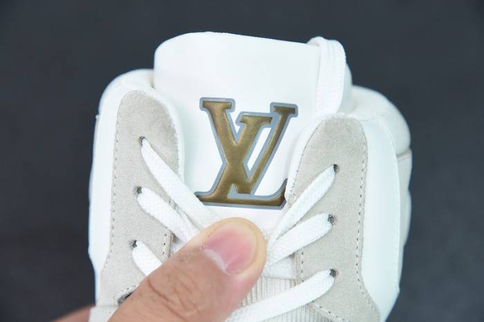 LOUI VUITTO SNEAKER