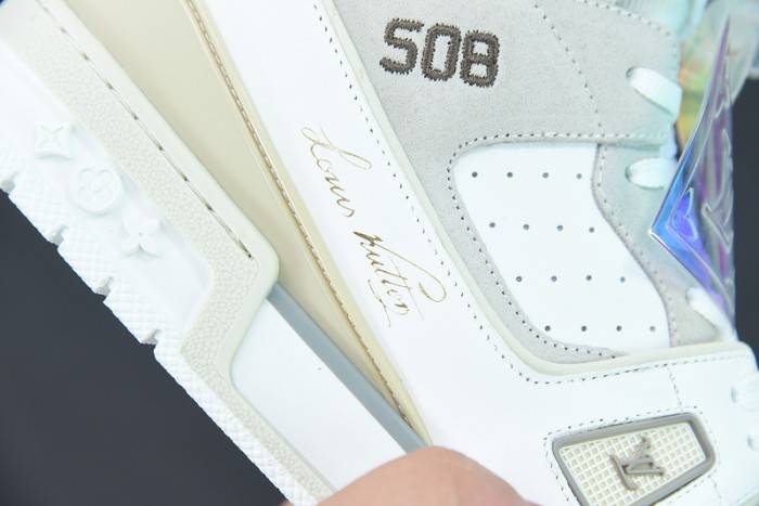 LOUI VUITTO SNEAKER