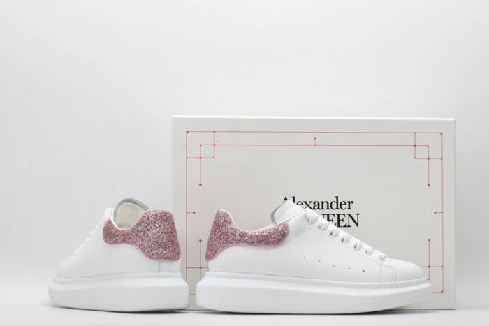 MQ Sneakers