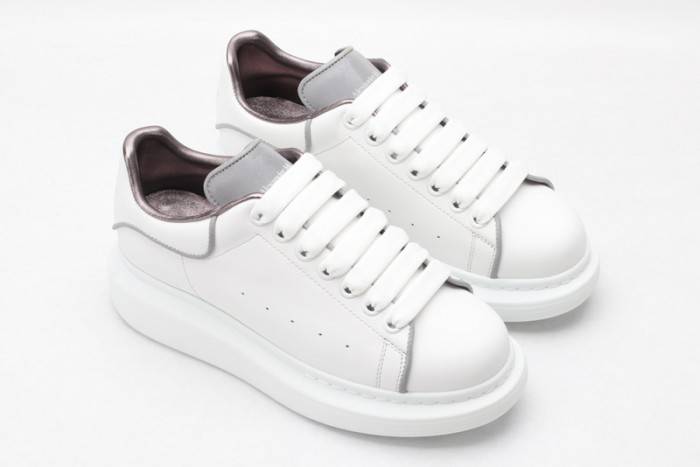 MQ Sneakers
