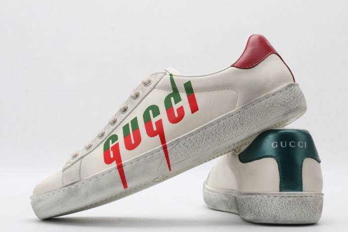G*u*i ace embroidered low-top sneaker 576137 a38v0 9090