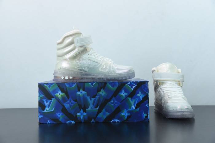 LOUI VUITTO SNEAKER