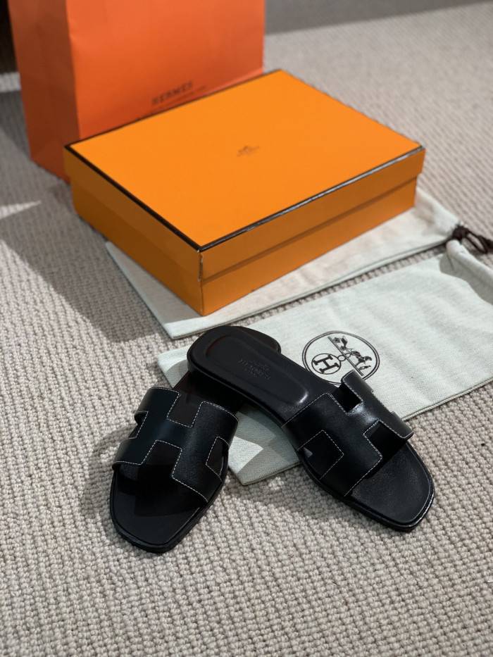HERM*S SLIPPERS