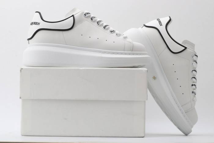 MQ Sneakers