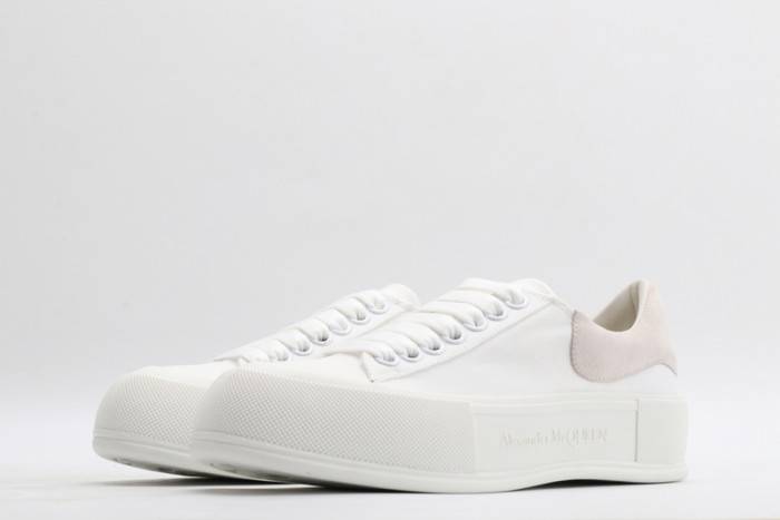 MQ Sneakers