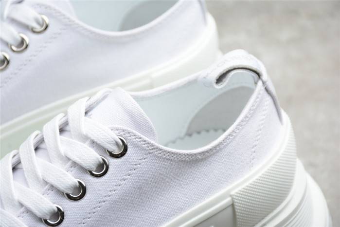 MQ Sneakers
