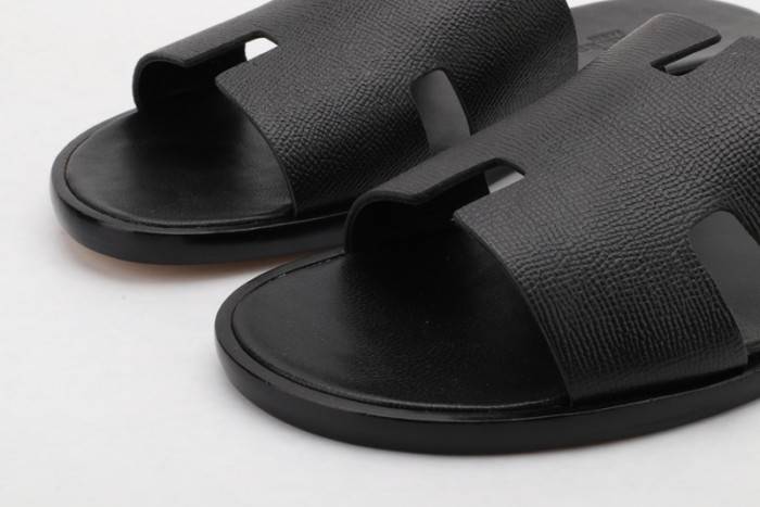 HERM*S SLIPPERS