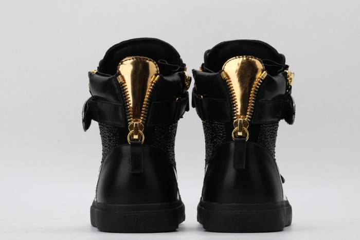 GZ SNEAKER