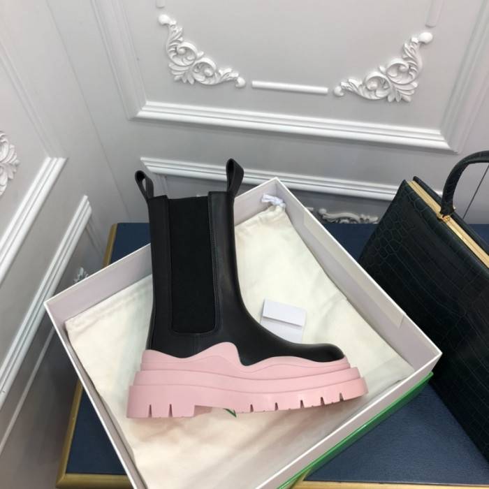 bo*te*ga Ve*ne*ta boots