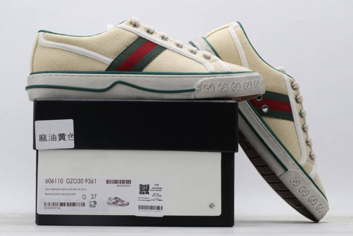 G*u*i sneaker