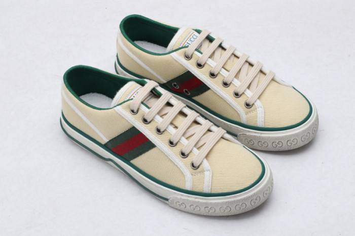 G*u*i sneaker