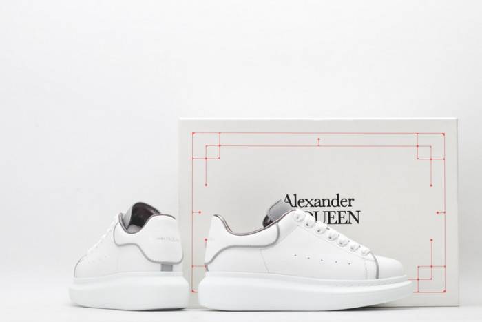 MQ Sneakers