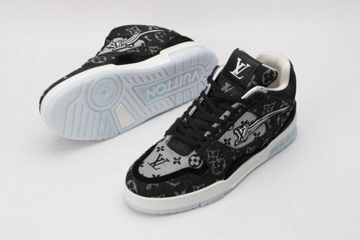Loui Vuitto SNEAKER