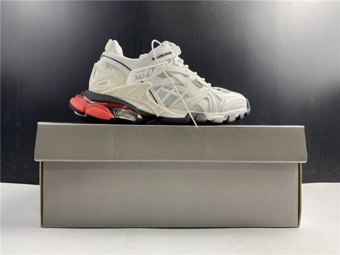 BLCG Track.2 white red black 568615 W2GN3 9610