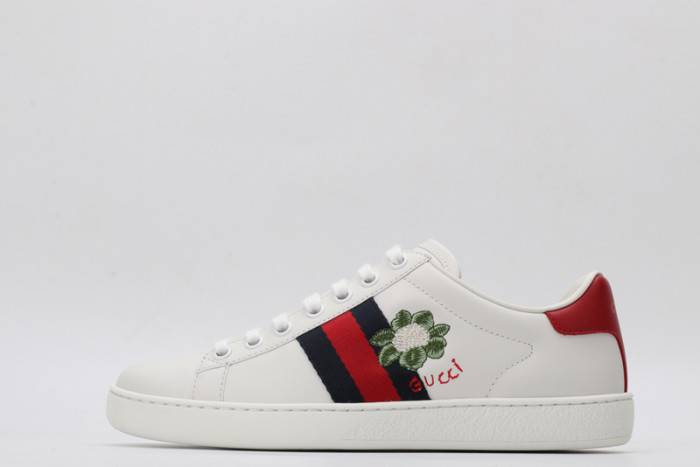 G*u*i ace embroidered low-top sneaker