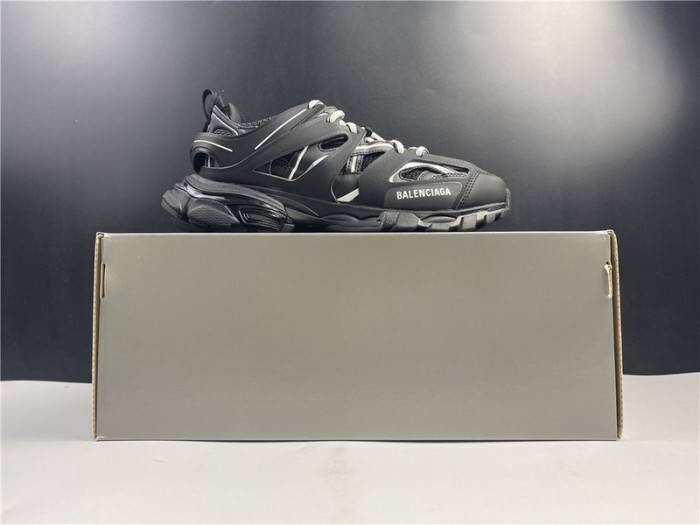 BLCG Track Trainer black 542436-W1G81-2045