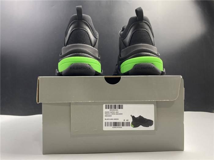 BLCG Sneaker Triple.s.Gomma black and green 524039-W2PW1-4881