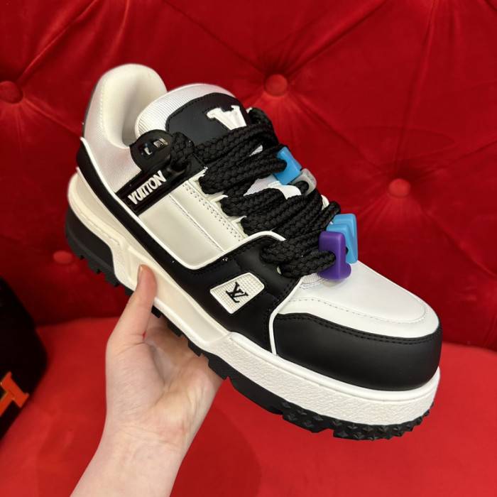 LOUI VUITTO SNEAKER
