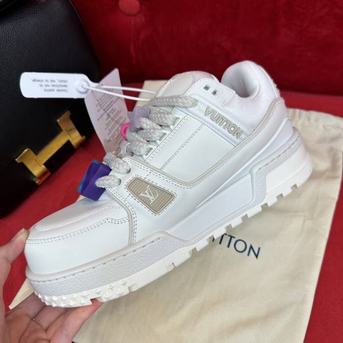 LOUI VUITTO SNEAKER