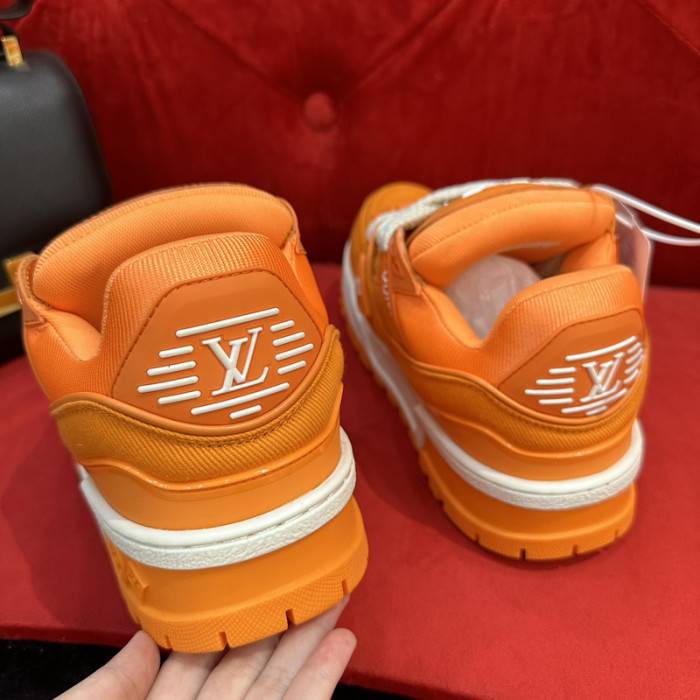 LOUI VUITTO SNEAKER