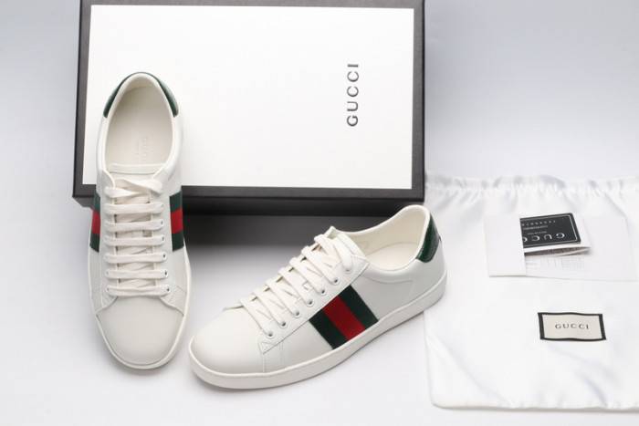 G*u*i ace embroidered low-top sneaker 429466a38g09064