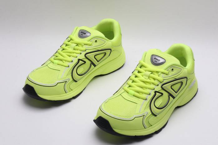 D10R B30 SNEAKER