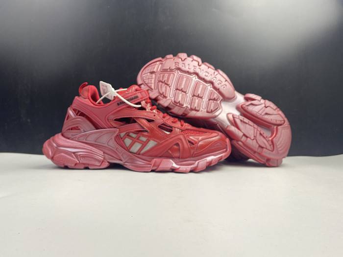 BLCG Track.2 Pearl Red 570391 W2GN3 2029